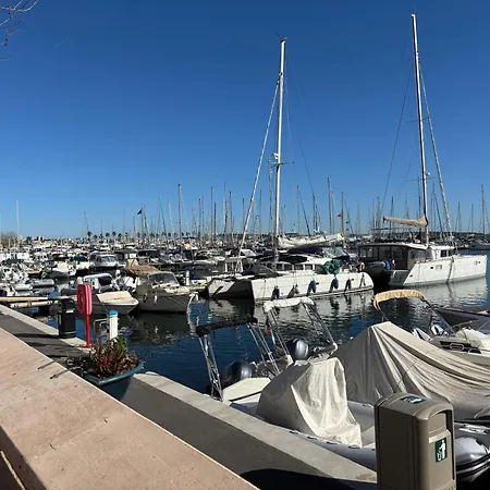 Centre Golfe Juan Et Transports A Pied, 5 Min Cannes *