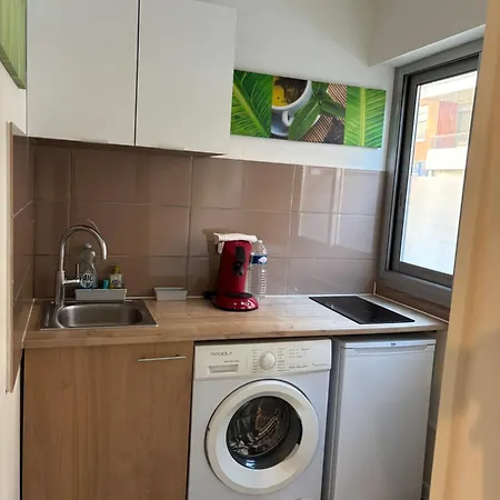 Centre Golfe Juan Et Transports A Pied, 5 Min Cannes Appartamento